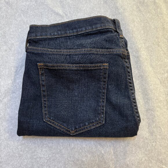 Gap Mid Rise Best Girlfriend Jeans Medium Indigo 33 - Picture 11 of 11